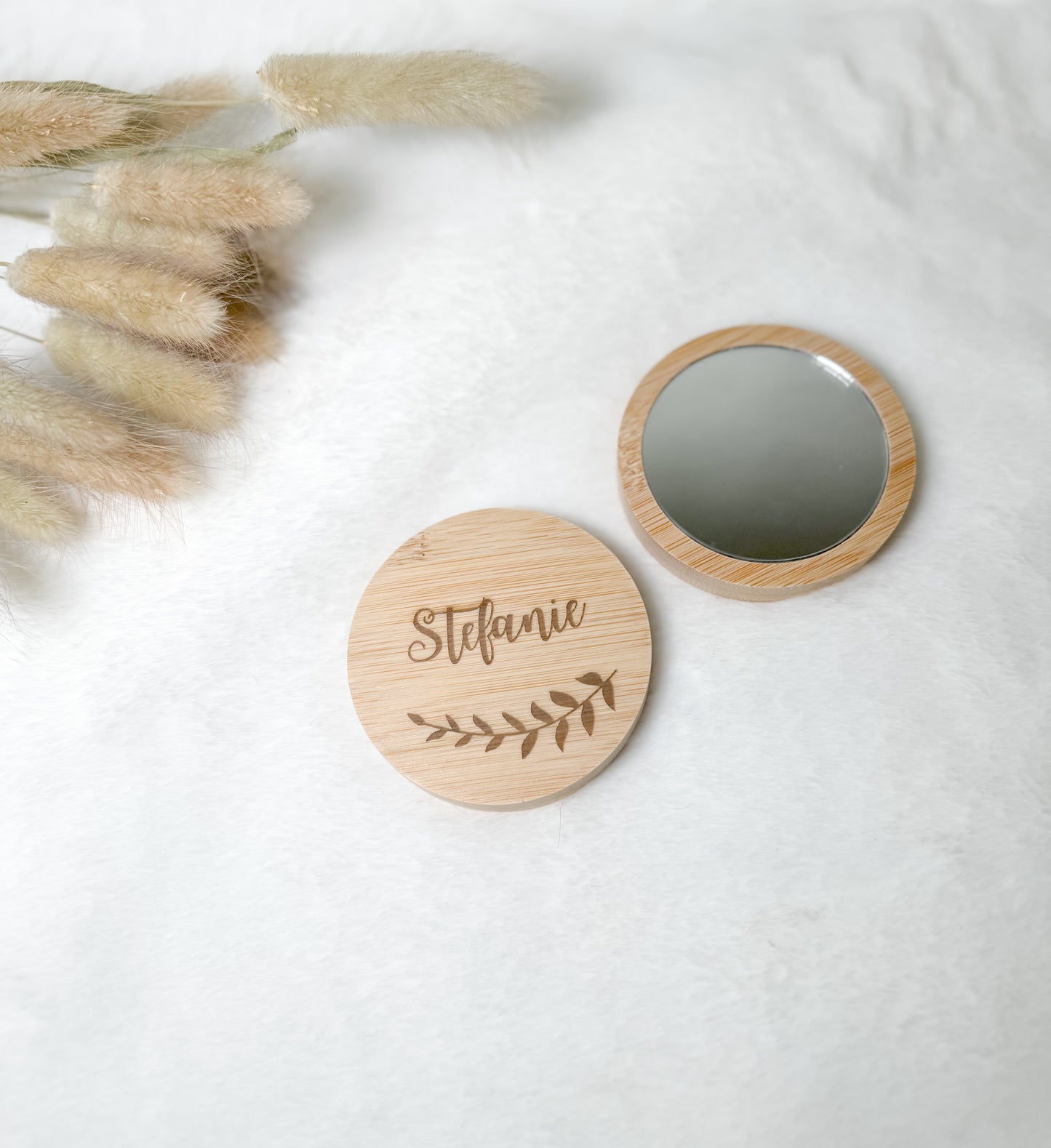 Holzspiegel personalisiert mit Namen – Geschenkidee