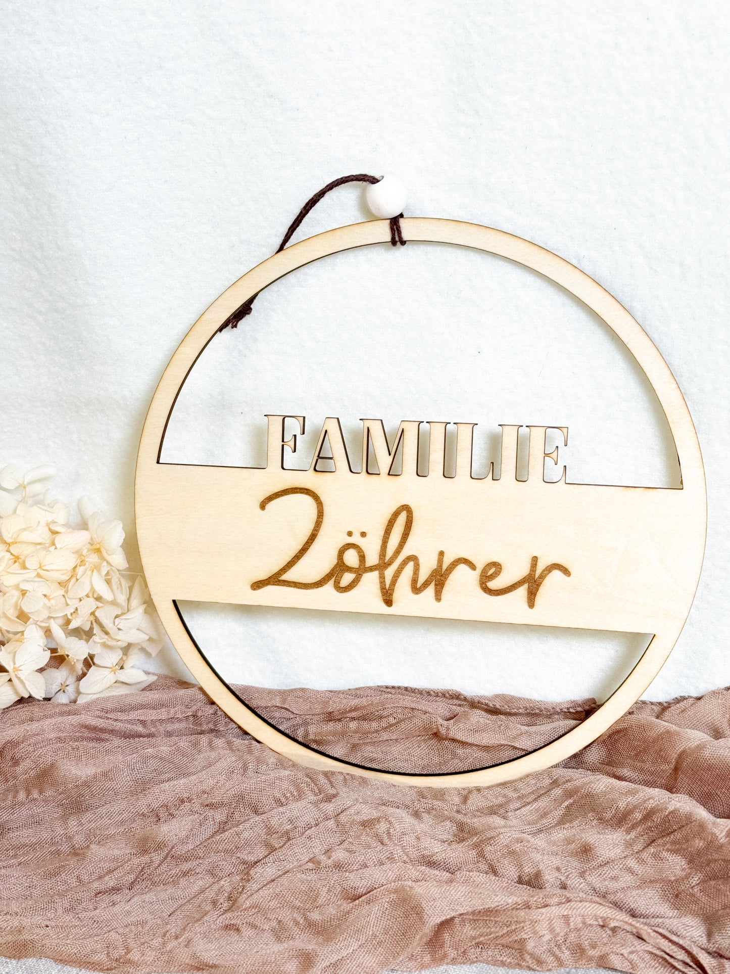 Personalisierbares Holzschild mit Familienname – Individuelle Dekoration für Zuhause