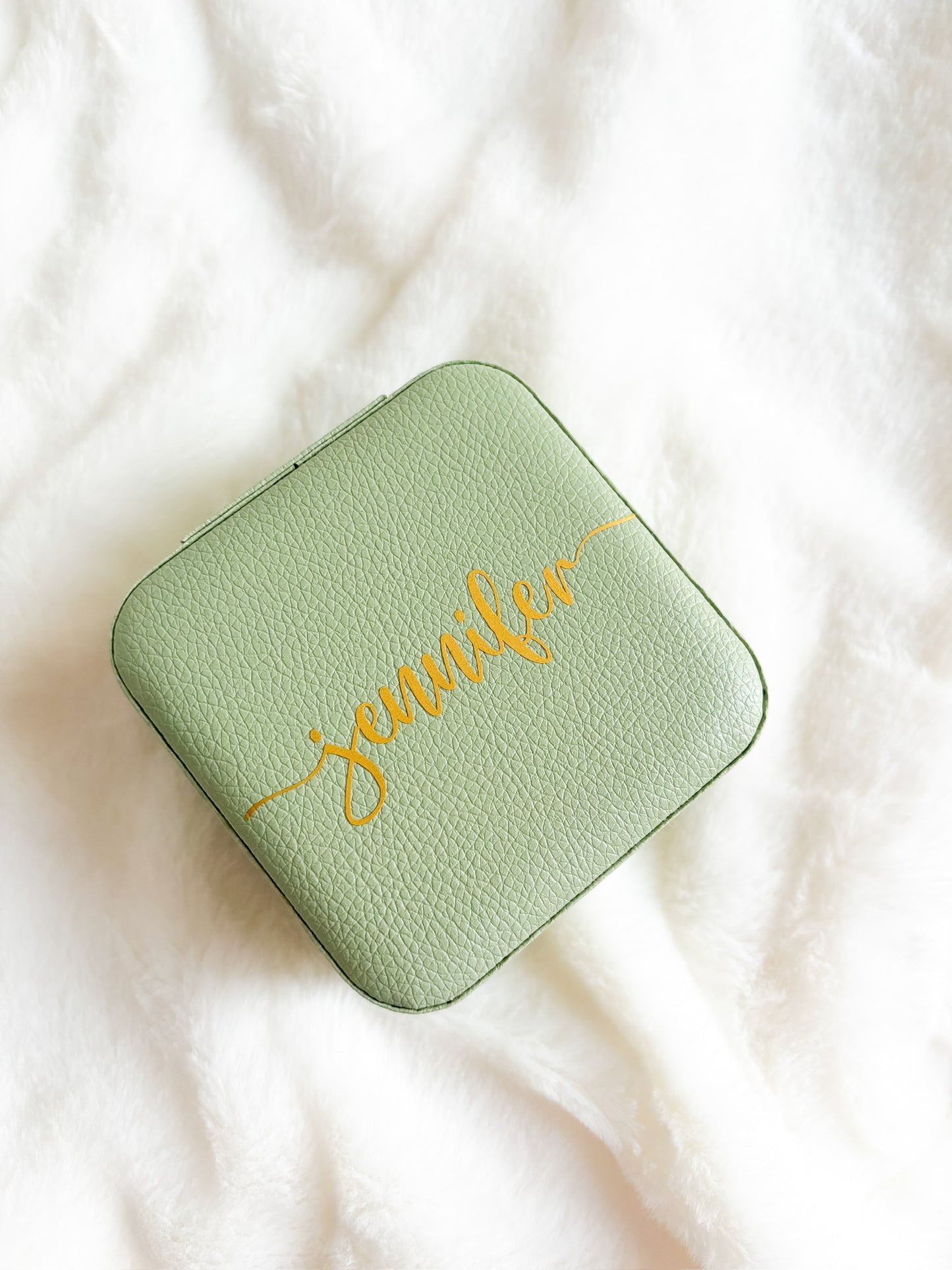 Personalisierte Schmuckbox in Reisegröße – Schmuckschatulle mit Namen