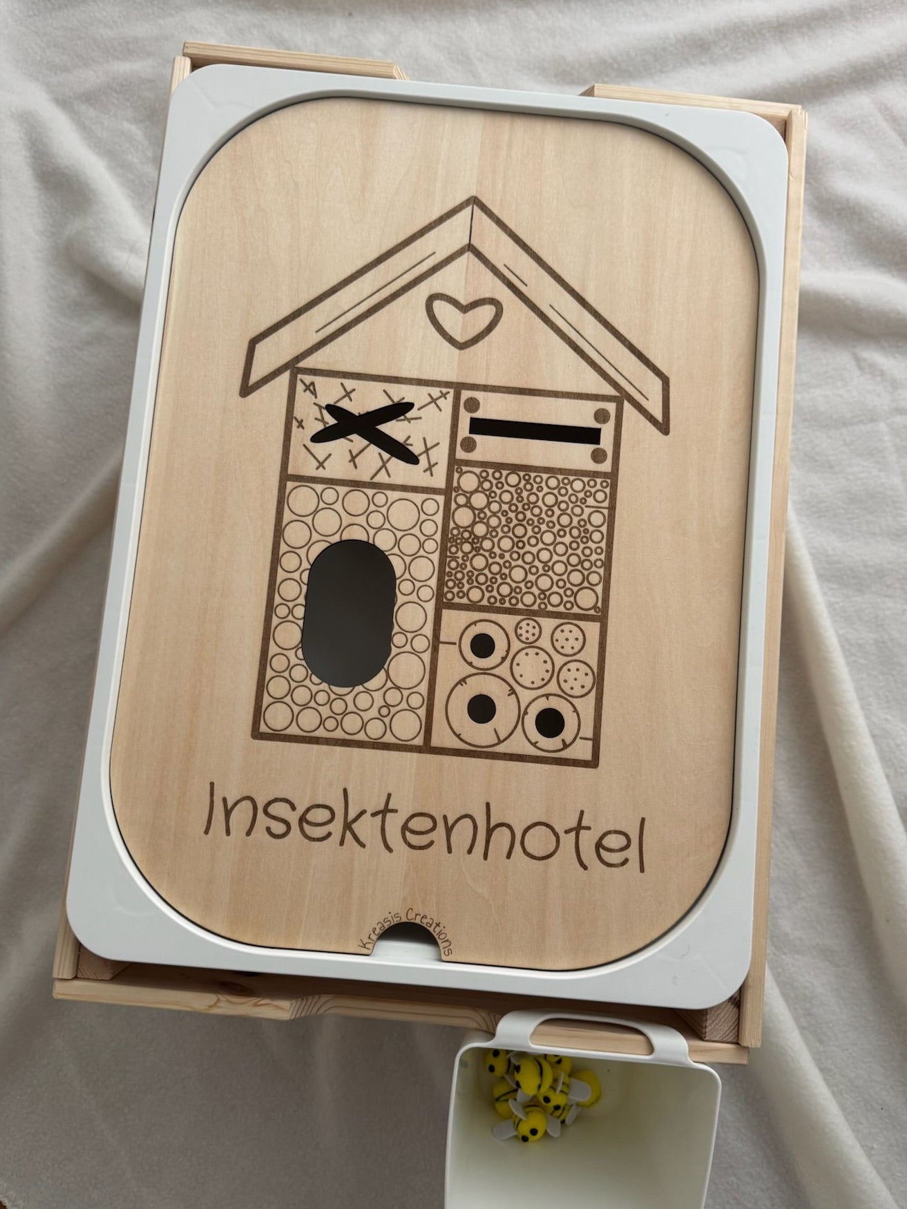 Aktivitätsplatte Insektenhotel