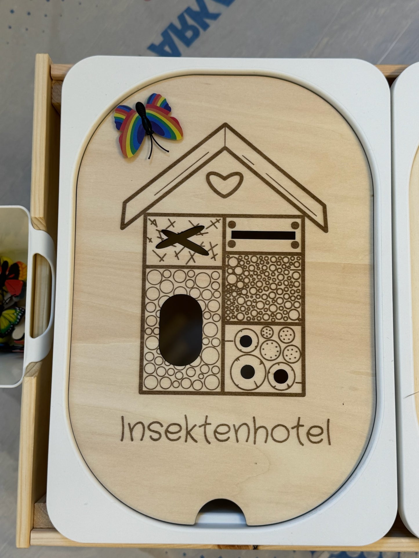 Aktivitätsplatte Insektenhotel