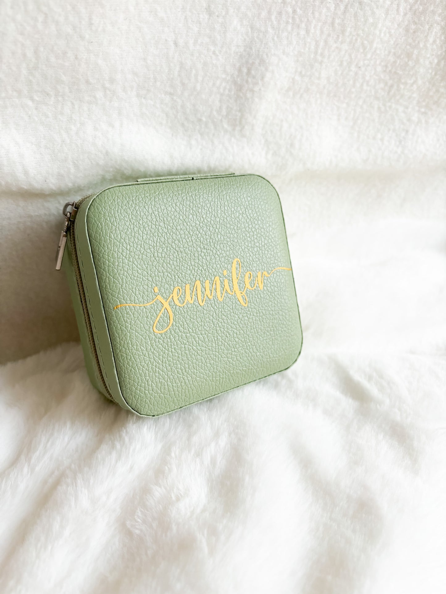 Personalisierte Schmuckbox in Reisegröße – Schmuckschatulle mit Namen