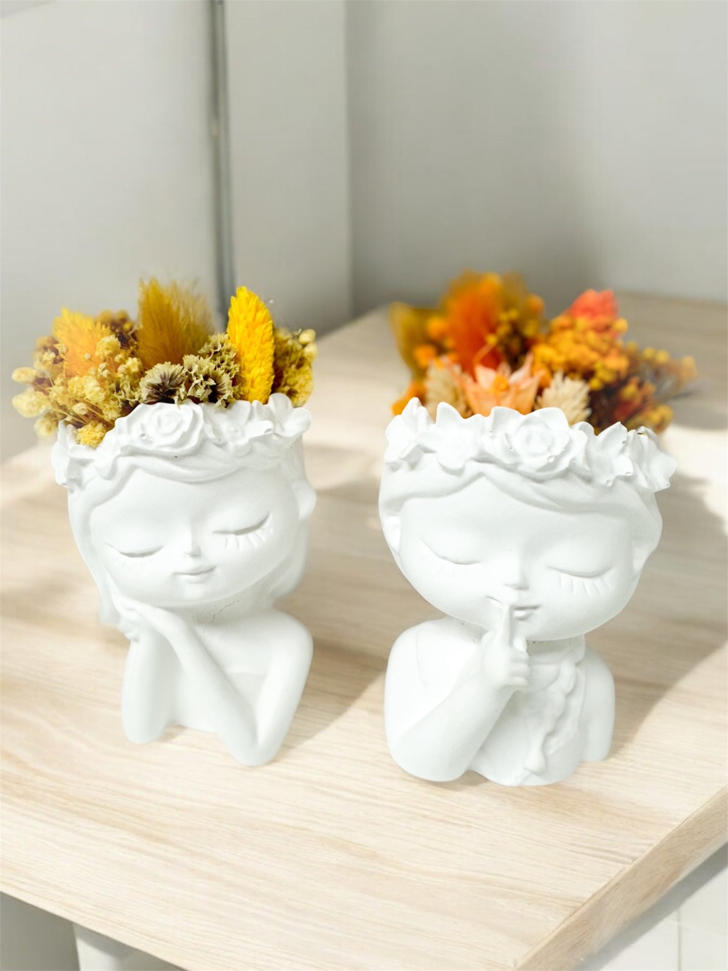 Blumenmädchen Dekoration mit Trockenblumen: Eleganz für dein Zuhause