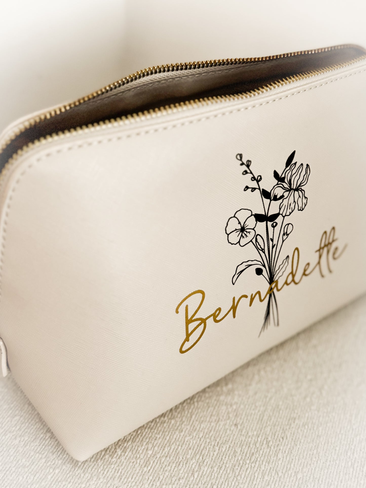 Personalisierte Kosmetiktasche mit Geburtsblume
