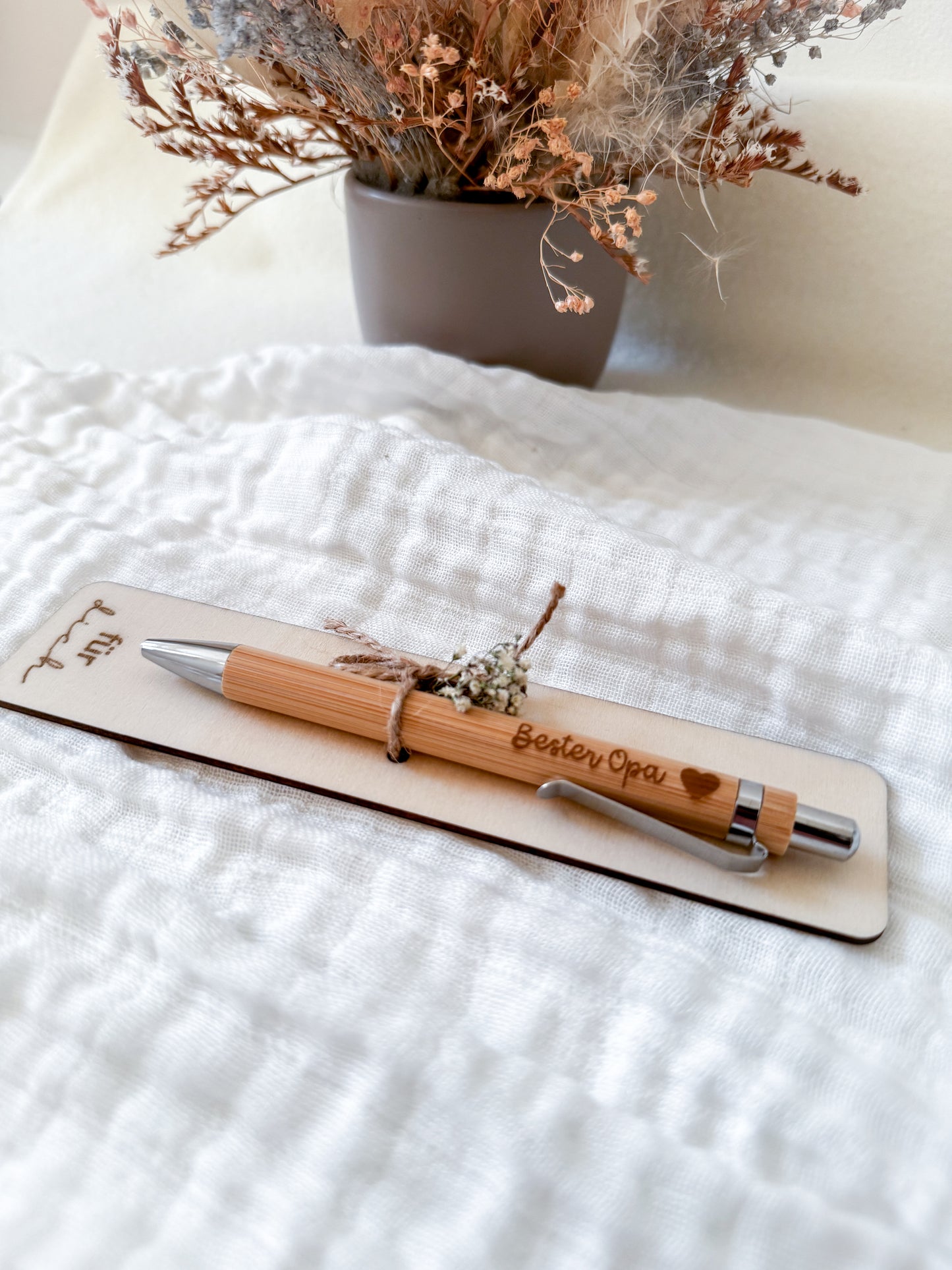 Personalisierter Holz -Kugelschreiber mit Gravur & Geschenkverpackung